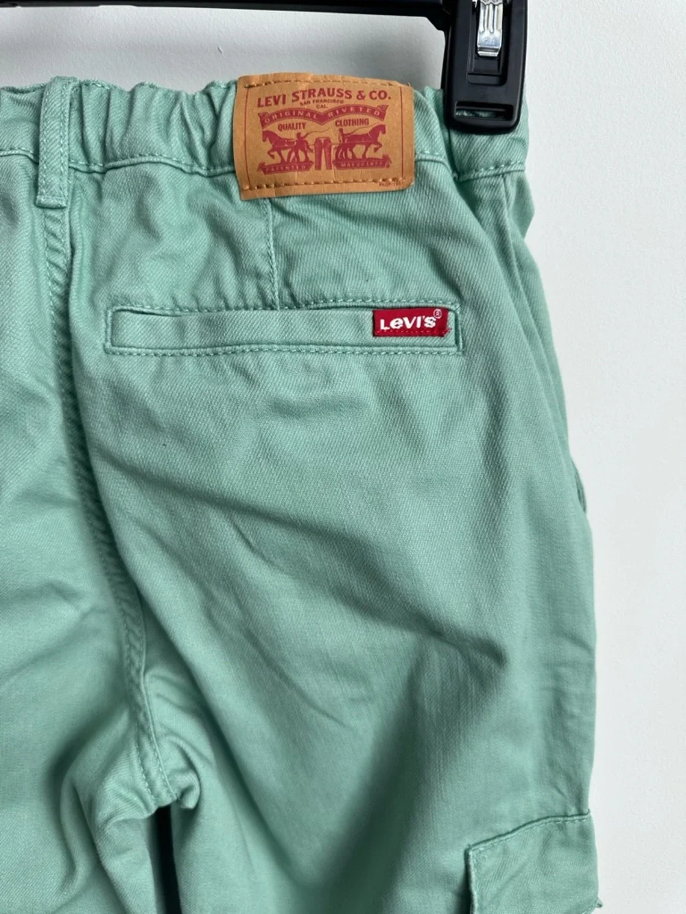 Levi’s Mint Green Cargo Pants Trendy Cotton Everyday Playwear Unisex Size 12R - Picture 9 of 13